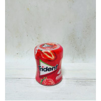 Жувальна гумка Trident strawberry Twist 82,6g